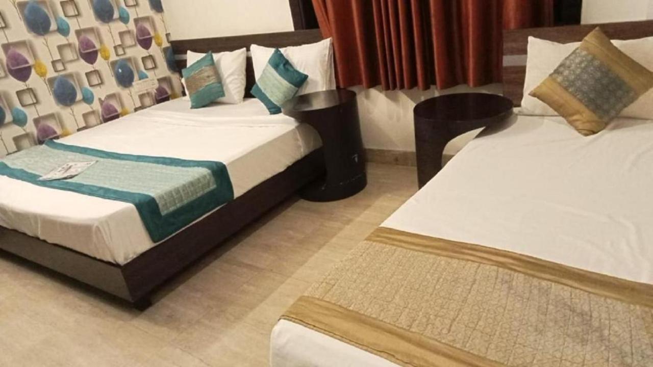 Bed & Breakfast Sky Residency New Delhi
